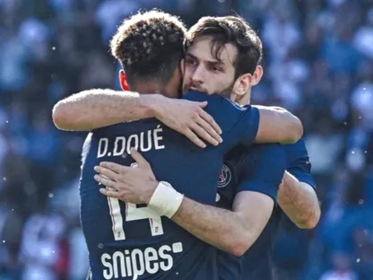 سان جيرمان يُتوج بلقب الدوري الفرنسي للمرة الـ 13 في تاريخه