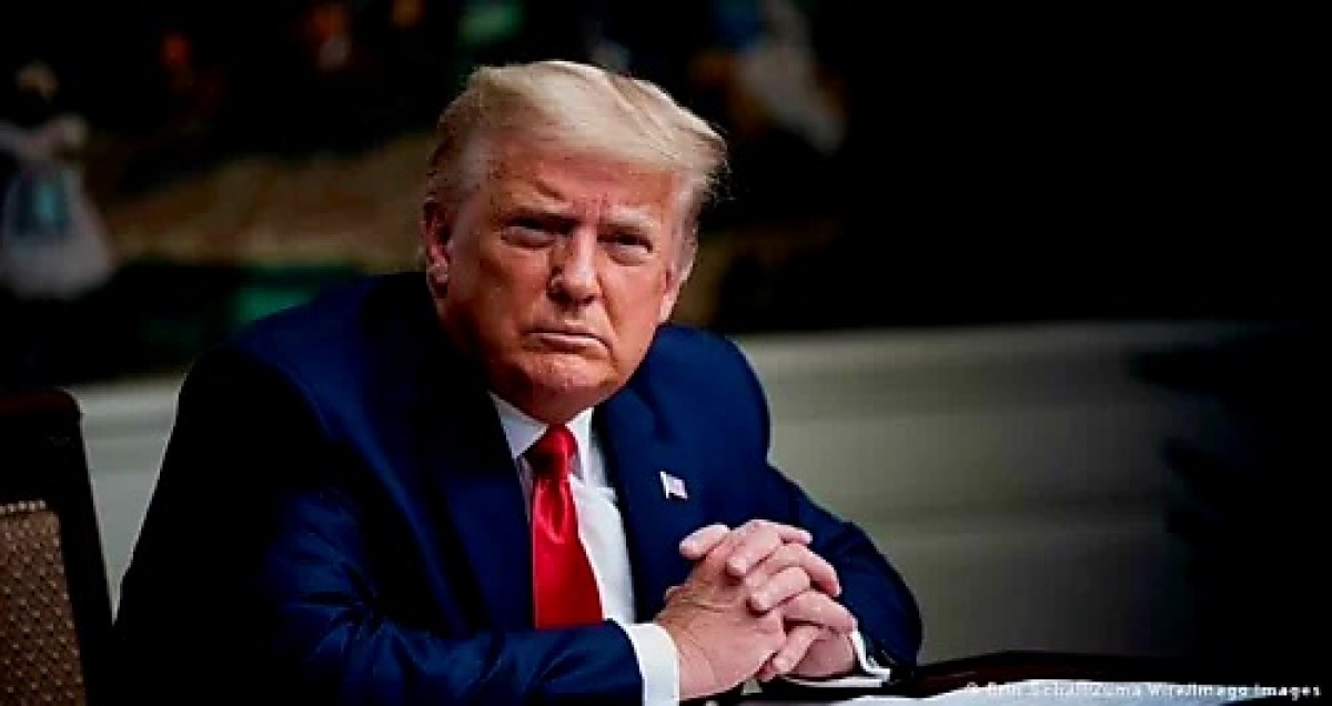 ترامب يتعهّد استمرار الضربات على مواقع الحوثيين في اليمن