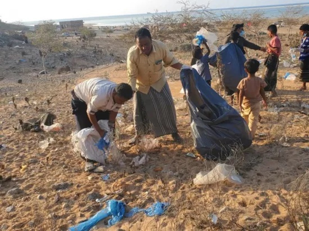 سقطرى.. انطلاق حملة نظافة في محمية ديطوح الطبيعية