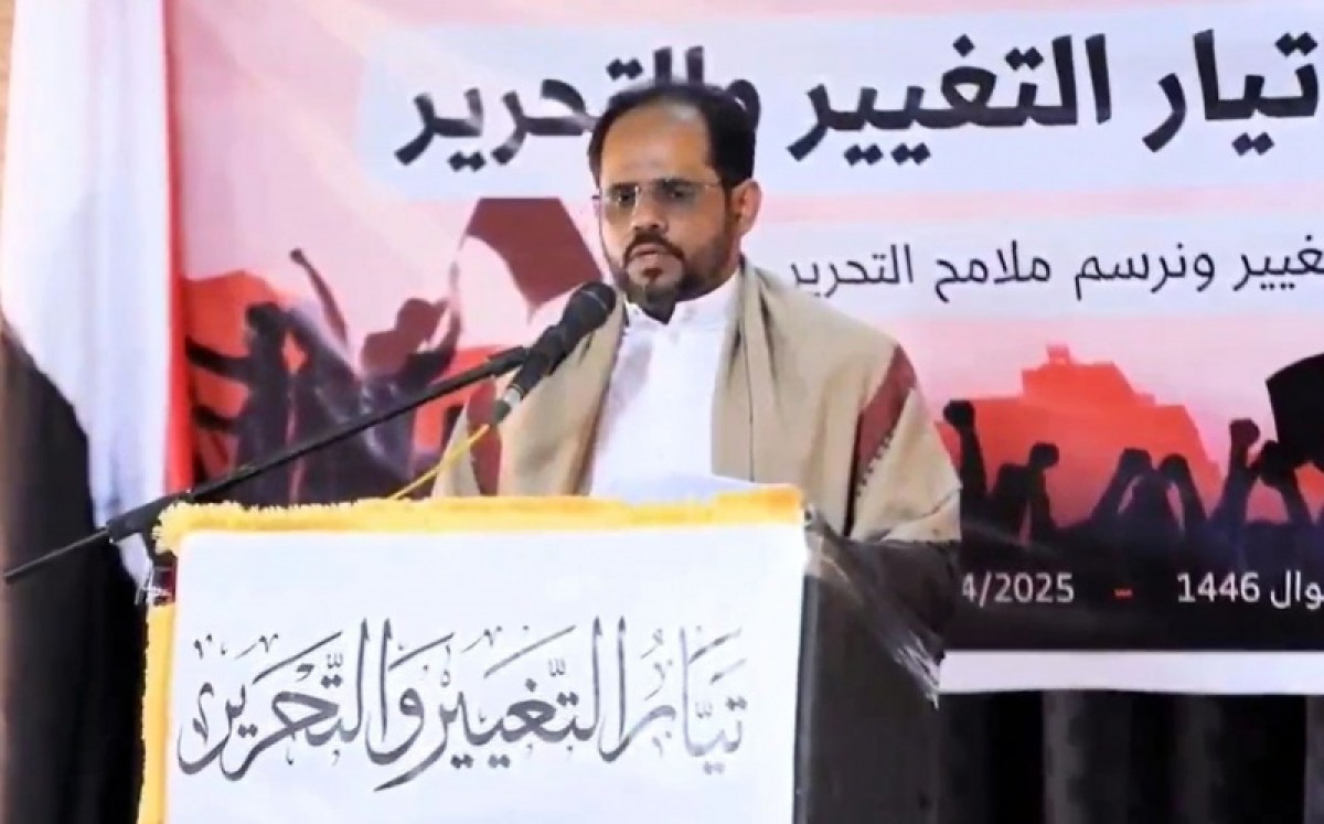 عودة من الباب الخلفي.. قيادي بالقاعدة يظهر على رأس كيان مدعوم تركيًا في حضرموت