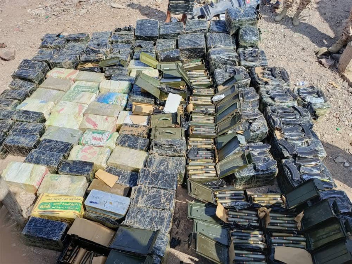 الحملة الأمنية المشتركة تضبط شحنة ذخائر مهربة للحوثيين بالقرب من باب المندب