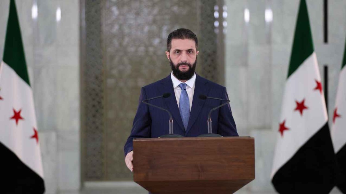 الشرع يدعو المستثمرين ويشدد على رفض تقسيم البلاد وتقاسم النفوذ