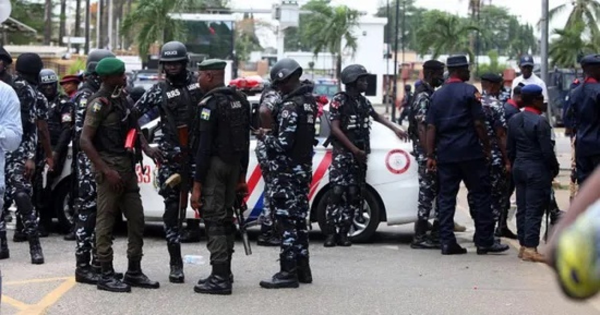 100 people were killed in an armed attack in central Nigeria